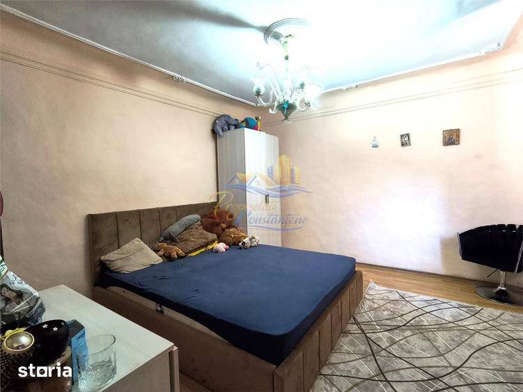 Casă cu 4 camere cu Teren 177 Mp în Km 4