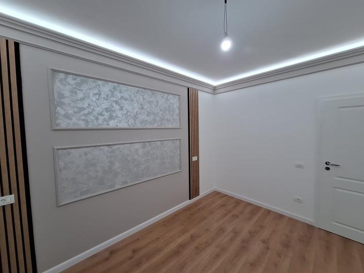 Apartament cu 3 camere decomandat în Torontalului