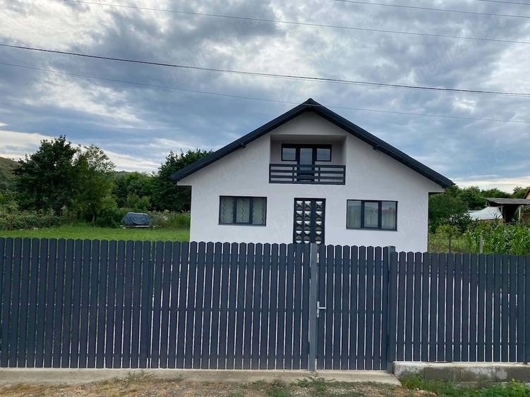 Casă cu Teren 1109 Mp în Bozieni