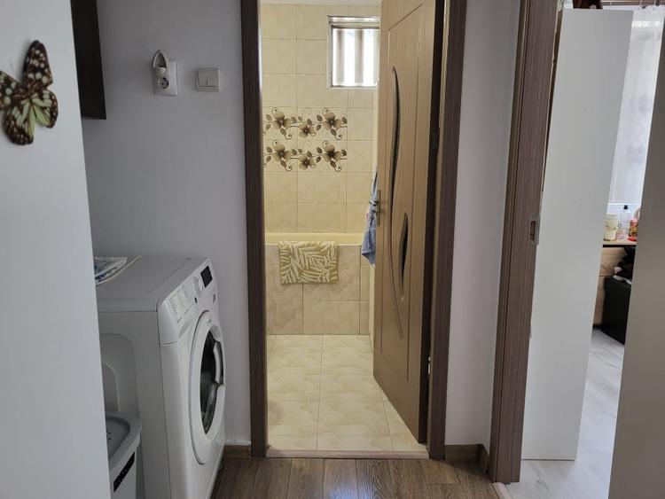 Apartament cu 2 camere semidecomandat, mobilat în Malu Roșu