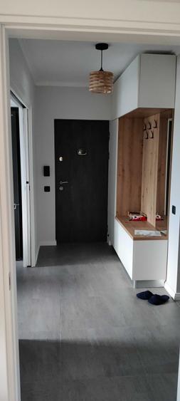Apartament cu 3 camere decomandat în Exterior Vest