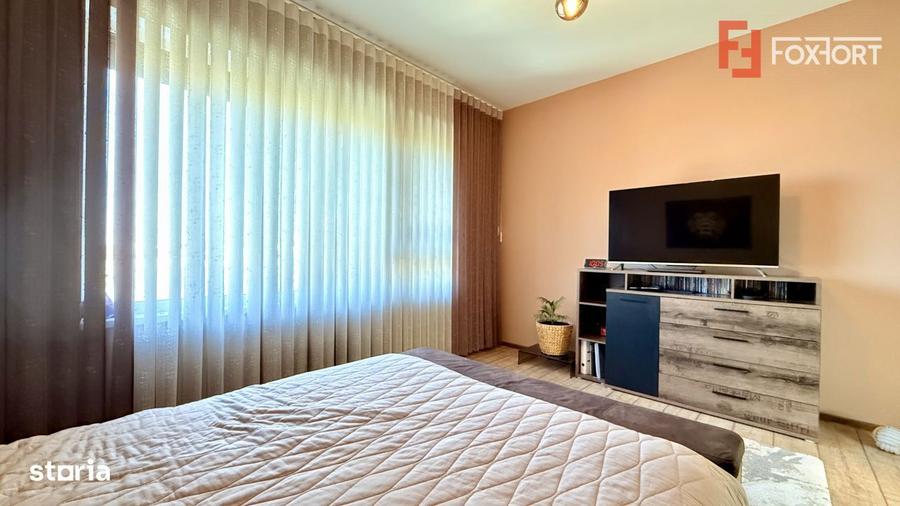 Casă cu 3 camere cu Teren 305 Mp în Dumbrăvița