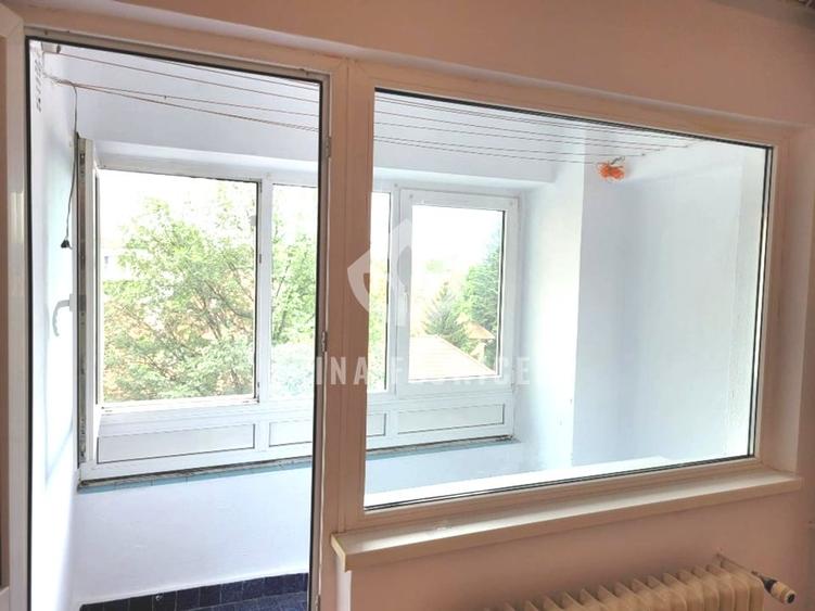 Apartament cu 3 camere decomandat în Dorobanți
