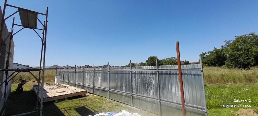Casă cu 4 camere cu Teren 450 Mp în Central