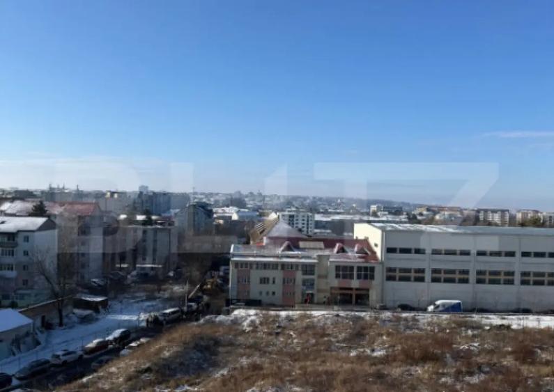 Apartament cu 2 camere semidecomandat în George Enescu