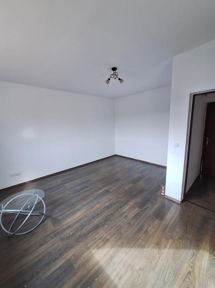 Apartament cu 2 camere decomandat în Dacia
