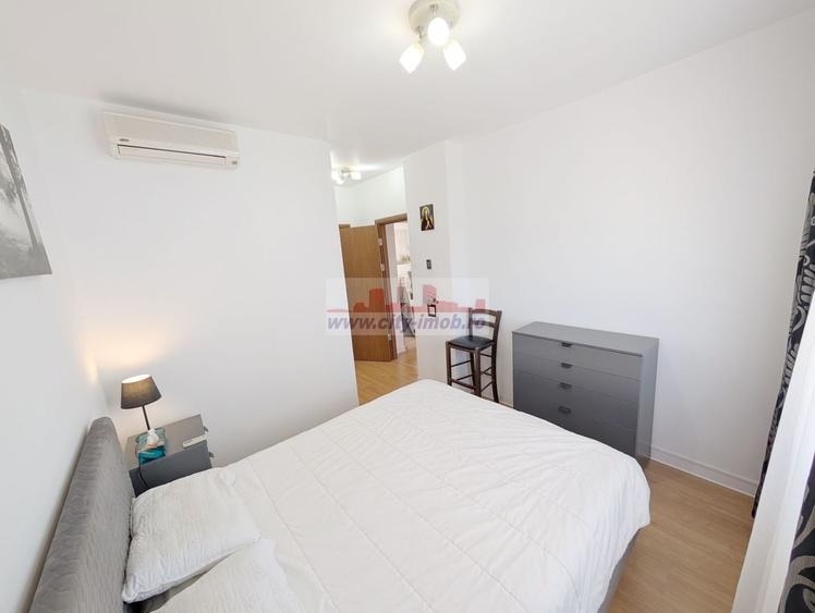 Apartament cu 3 camere decomandat în Băneasa