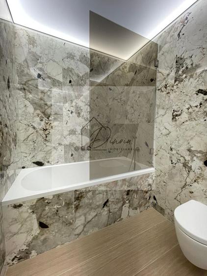 Apartament cu 3 camere semidecomandat, mobilat în Central