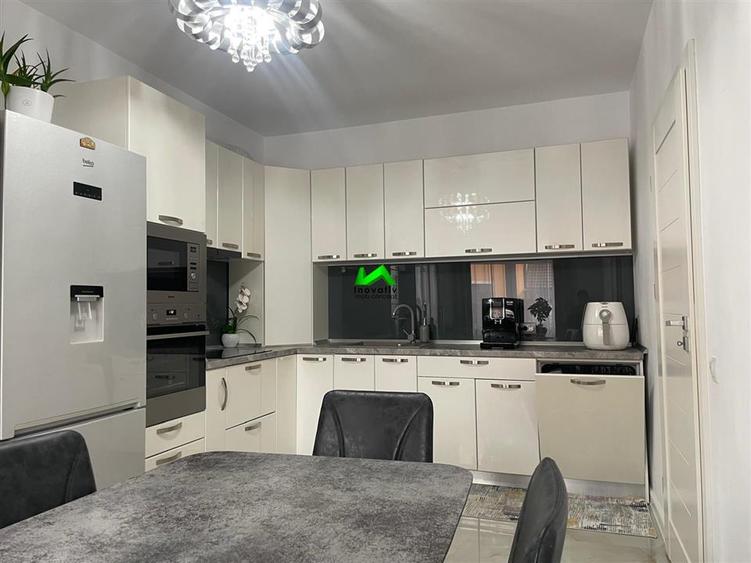 Duplex cu 4 camere cu Teren 250 Mp în Hipodrom 4