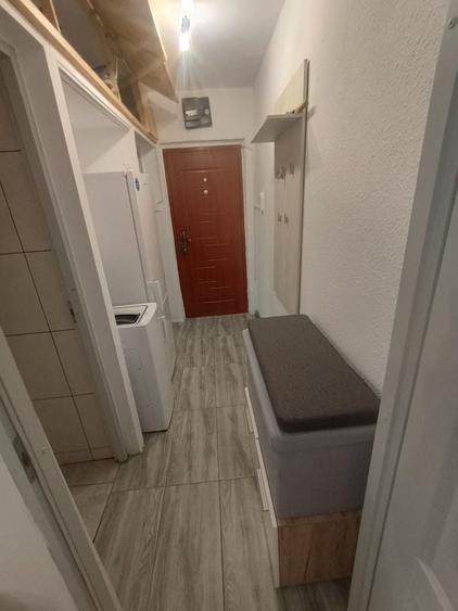 Apartament cu 2 camere semidecomandat în Găvana