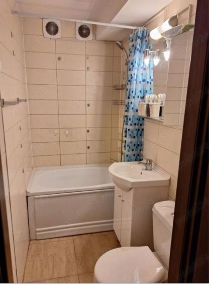 Apartament cu 2 camere semidecomandat în Gara de Nord