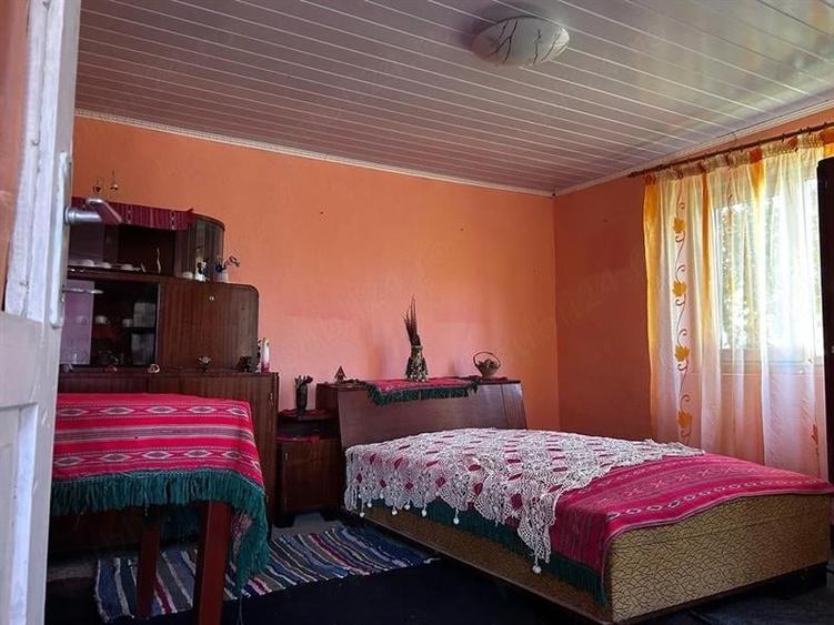 Casă individuală cu 3 camere cu Teren 1970 Mp în Popânzălești