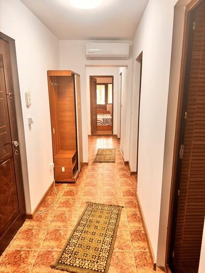 Apartament cu 4 camere decomandat în Unirii Sud