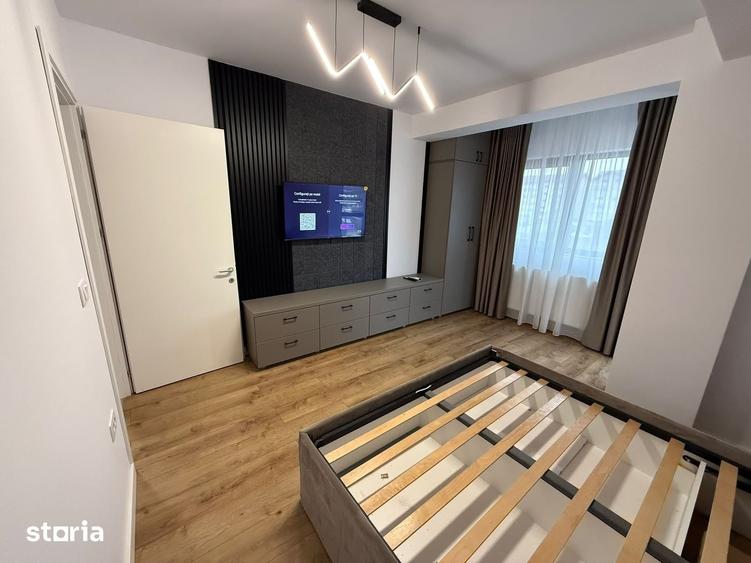 Apartament cu 2 camere decomandat în Podu Roș