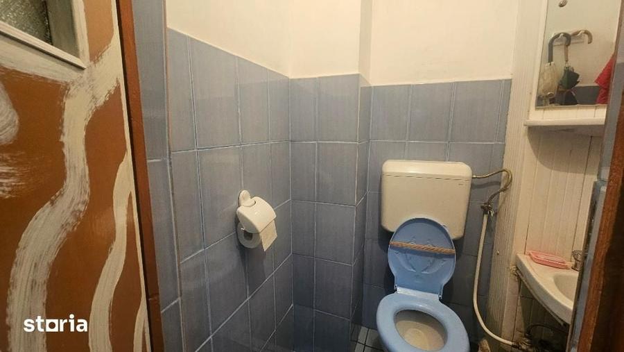Apartament cu 3 camere decomandat în Cetate