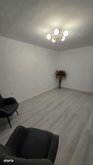 Apartament cu 3 camere decomandat în Carpați 1