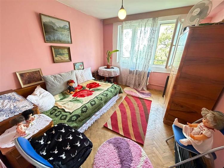 Apartament cu 2 camere semidecomandat în Ultracentral