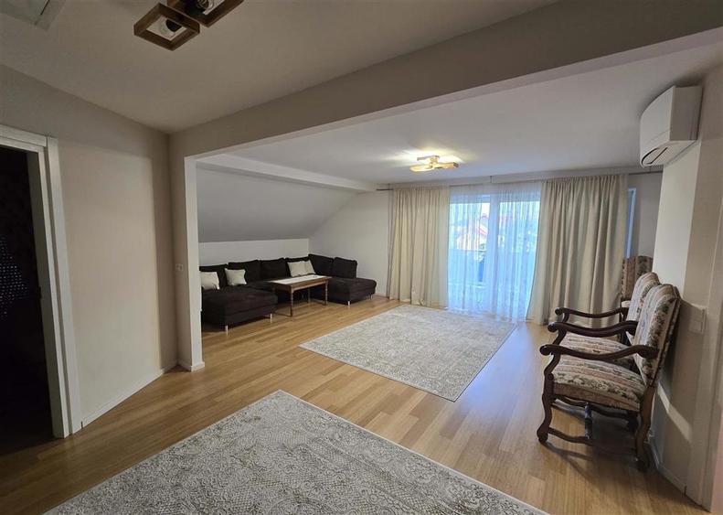 Casă individuală cu 5 camere cu Teren 1000 Mp în Sfântu Ilie