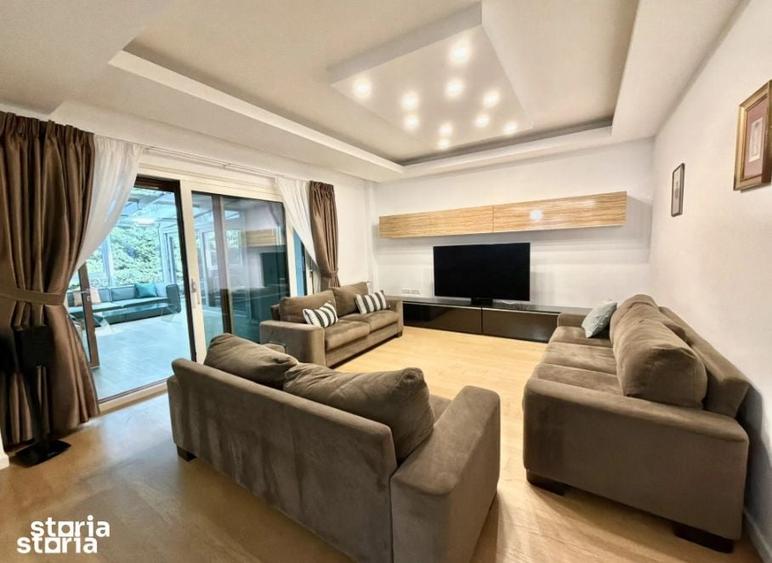 Casă cu 6 camere cu Teren 450 Mp în Central