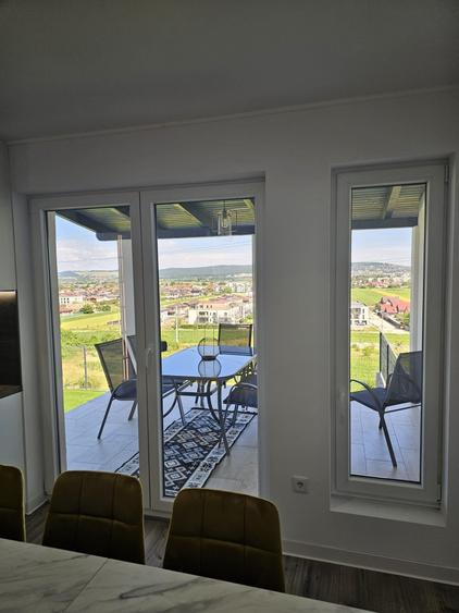 Casă cu 3 camere cu Teren 300 Mp în Remetea