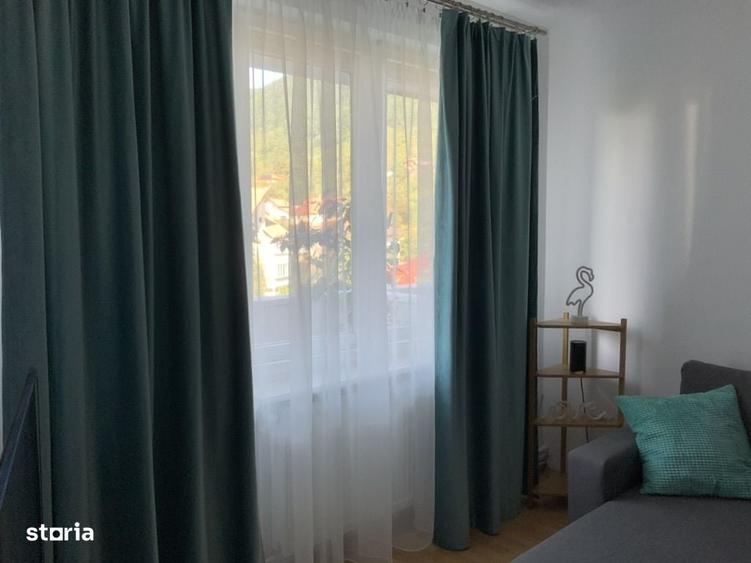 Apartament cu 2 camere decomandat în Săsar