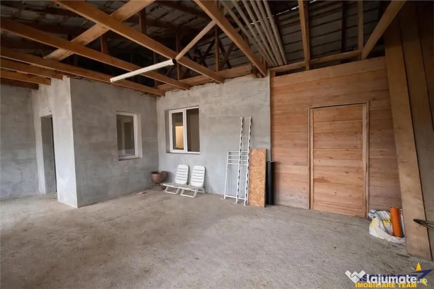 Casă cu 3 camere cu Teren 2700 Mp în Sânmărghita