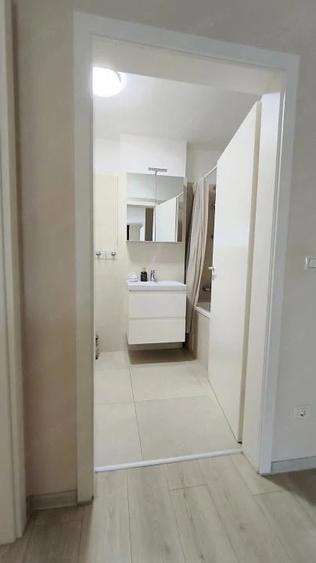 Apartament cu 2 camere decomandat, mobilat în Soarelui