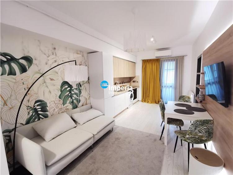 Apartament cu 3 camere decomandat în Aeroport