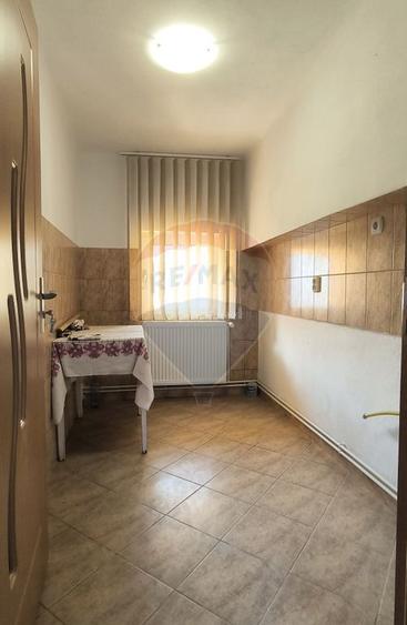 Apartament spa?ios intr-o cladire istorica, zona cent... - 3