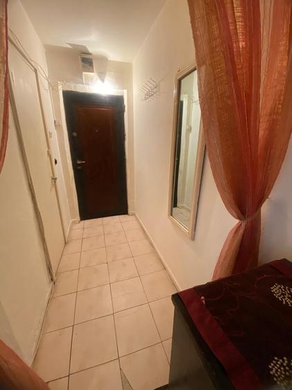Apartament cu 2 camere nedecomandat în Central