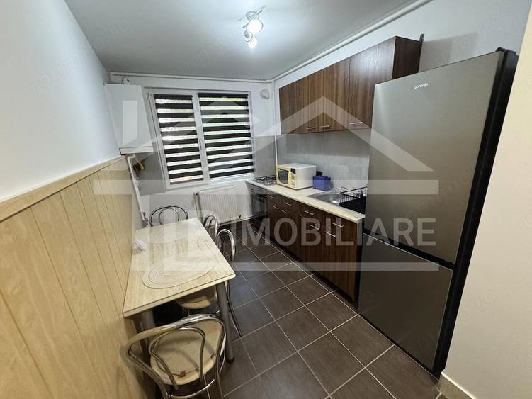Apartament cu 2 camere decomandat în Aleea Carpați