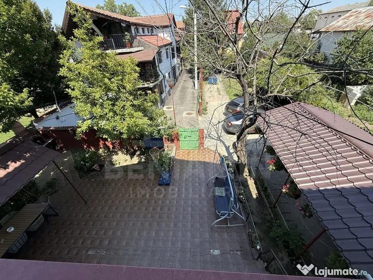 Casă cu 5 camere cu Teren 1039 Mp în Rovine