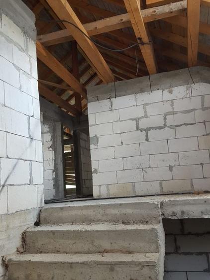 Casă cu 3 camere cu Teren 945 Mp în Central