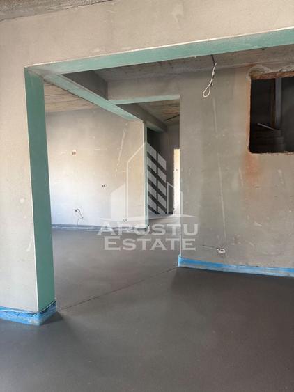 Duplex cu 4 camere cu Canalizare în Ghiroda