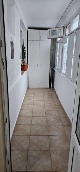 Apartament cu 2 camere semidecomandat în Colentina