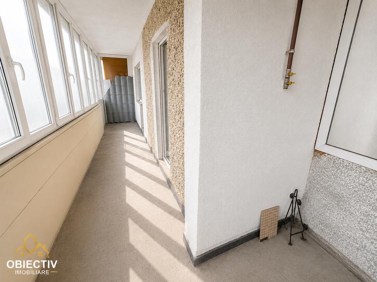 Apartament cu 3 camere decomandat în 1 Mai
