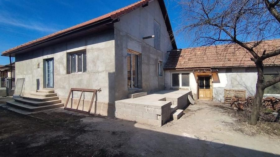 Casă individuală cu 4 camere cu Teren 1900 Mp în Tărtăria
