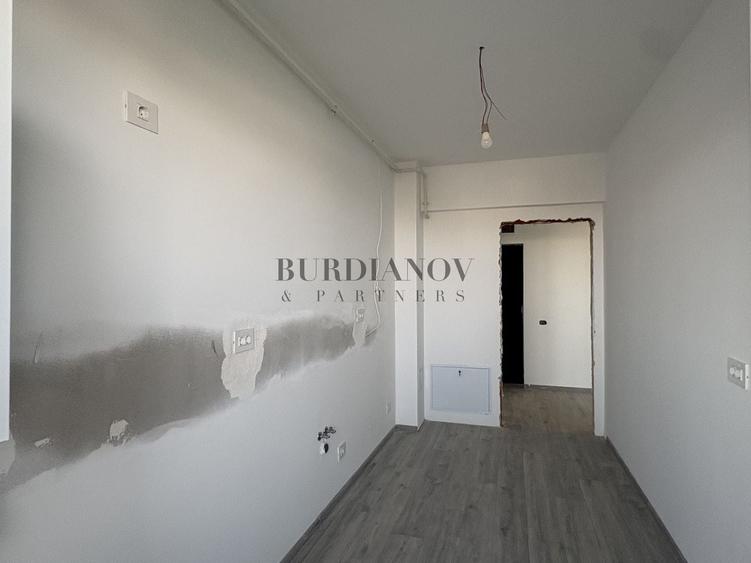 Apartament cu 3 camere decomandat în Lacul Morii