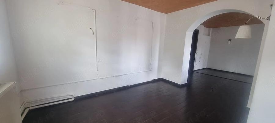 Inchiriez spatiu in Pitesti, pretabil cafenea, bar, servicii - 8