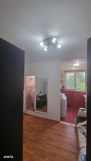 Garsonieră în 13 Septembrie