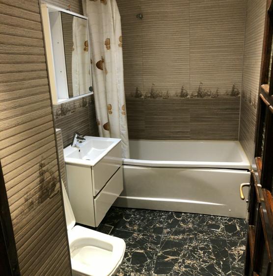 Inchiriez apartament cu 3camere - 6