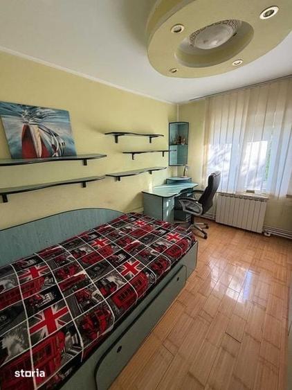 Vand apartament 3camere - 6
