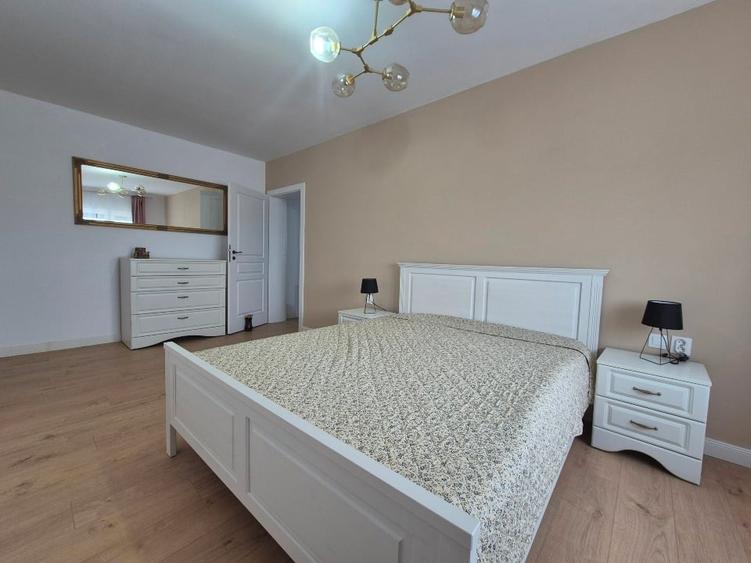 Duplex cu 4 camere cu Canalizare în Dumbrăvița