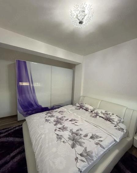 Apartament cu 3 camere decomandat în Negru Vodă