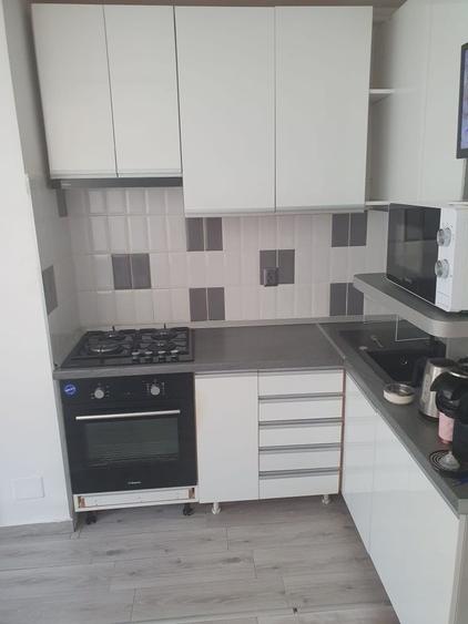Apartament cu 2 camere decomandat în Florești