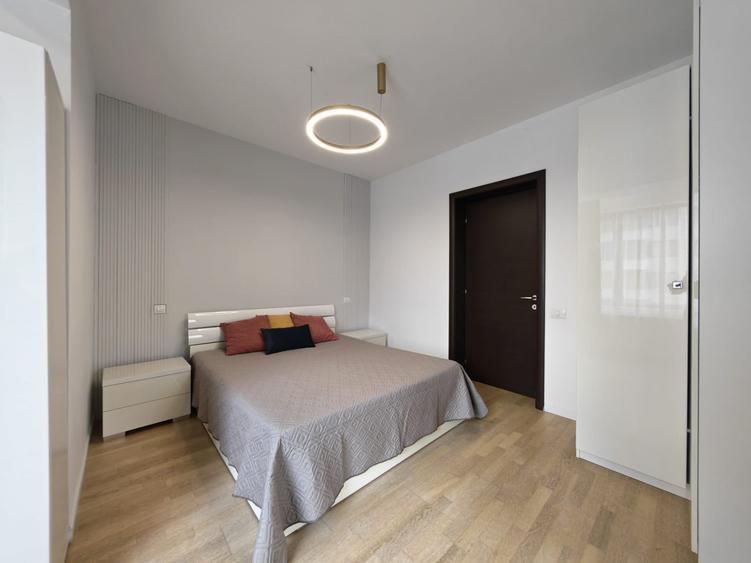 Apartament cu 2 camere semidecomandat, mobilat în Iancu Nicolae