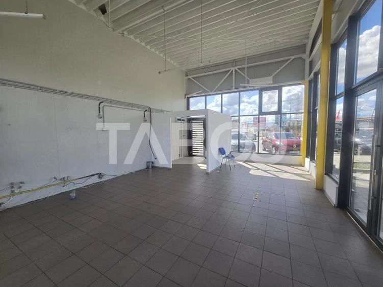 Spațiu comercial, de 60 mp, în Central