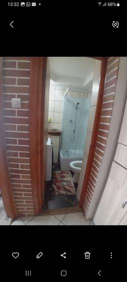 Apartament cu 4 camere decomandat în Doamna Ghica