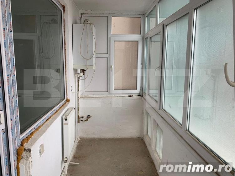 Apartament cu 4 camere decomandat, mobilat în Cetate