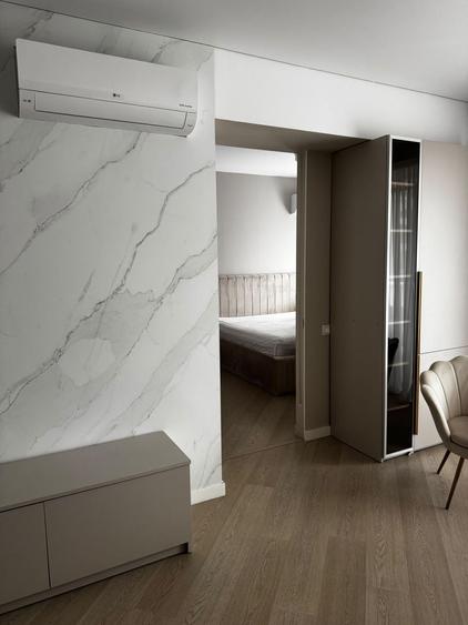 Apartament cu 2 camere semidecomandat, mobilat în Pipera